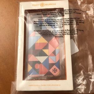 Tory Burch Accessories - TORY BURCH Logo Collage iPhone 6/6s Case. Tory Burch Accessories - TORY BURCH Logo Collage iPhone 6/6s Case.